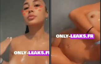 Astrid Nelsia : Clip privé (mis à jour)